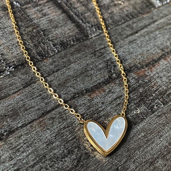 NEW Mother Of Pearl Heart Layering Necklace - Picture 6 of 8